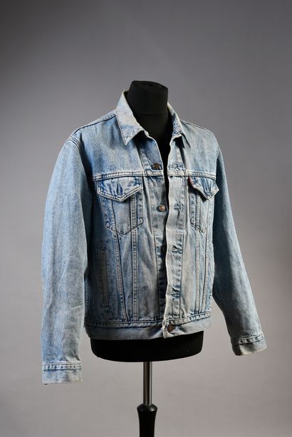 JOHNNY HALLYDAY : 1 blouson LEVIS, en jean...