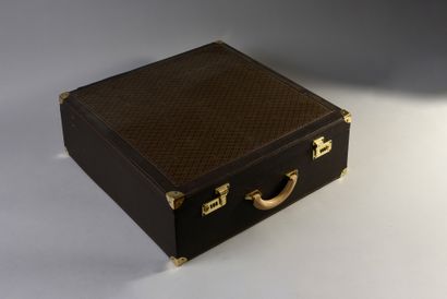 JOHNNY HALLYDAY : 1 valise de tournée du...