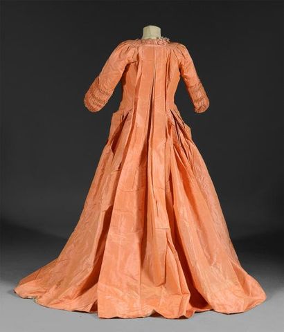 Robe à la française à deux corsages, vers...