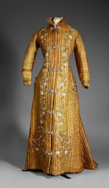 Robe d'intérieur, vers 1870-1880, en taffetas...