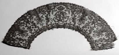 Belle feuille d'éventail, Chantilly noire,...