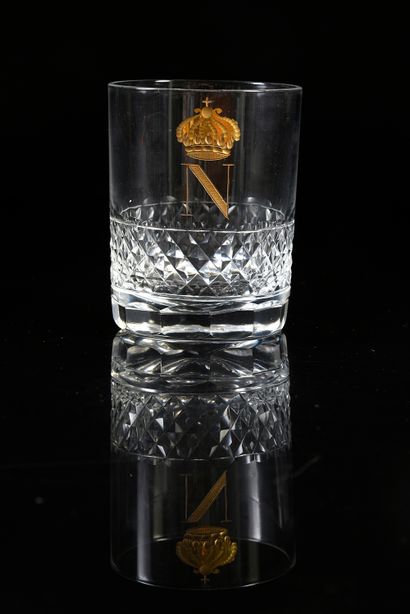 GOBELET DROIT.
En cristal taillé à pointes...