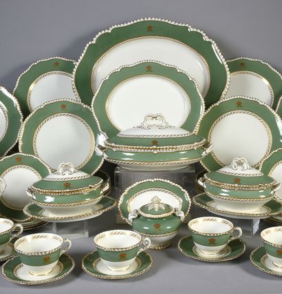 PARTIE DE SERVICE EN PORCELAINE ANGLAISE...