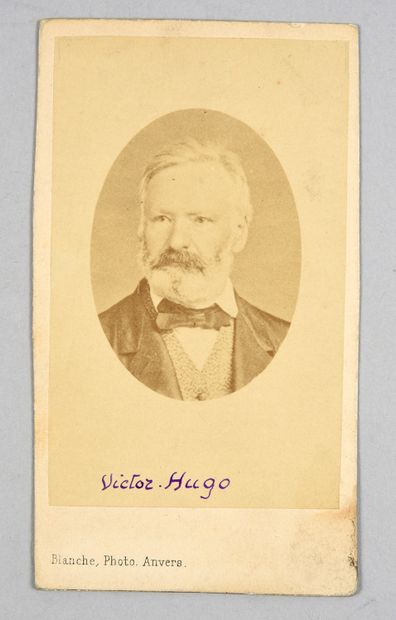 HUGO Victor (1802-1885).
Portrait photographique...