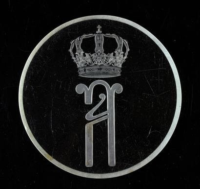 ROYAUME DE YOUGOSLAVIE Plaque en verre, de...