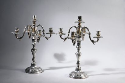 PAIRE DE CANDÉLABRES.
CHAUMET, PARIS, FIN...
