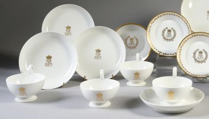 SERVICE DES PRINCES POUR LES CHÂTEAUX DE...
