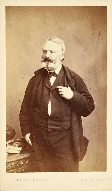 HUGO Victor (1802-1885).
Portrait photographique...