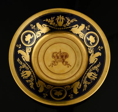 TASSE ET SA SOUCOUPE EN PORCELAINE
MANUFACTURE...