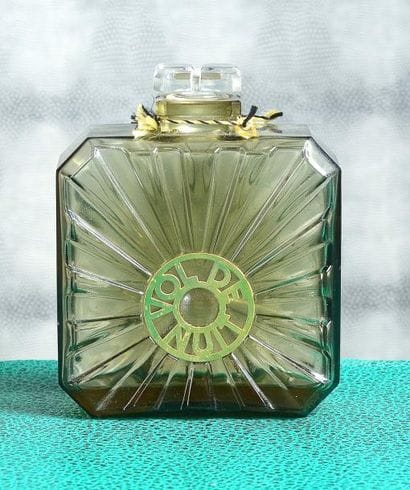 GUERLAIN
«Vol de Nuit» - (1933) Rare dans...