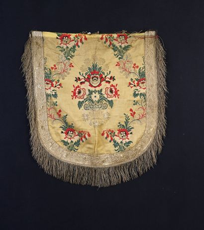 Metric of fringe for the chasublerie, fringe...