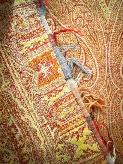 Long cashmere shawl, circa 1850 (?), long...