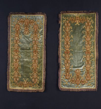 Three small carpets in silk velvet decorated...
