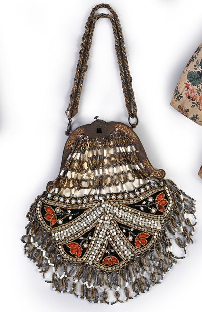 Reticule, circa 1830-1840, cream satin pocket...