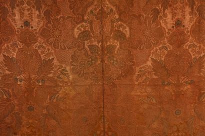 Lampas with lace, about 1720, lampas shaped...