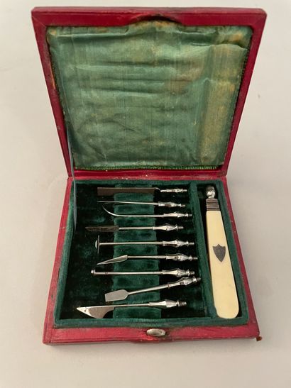 Toothpick set, Empire period, red morocco...
