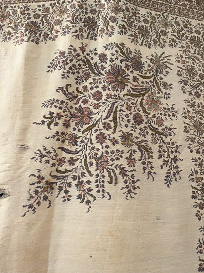 Long cashmere shawl, Restoration period,...