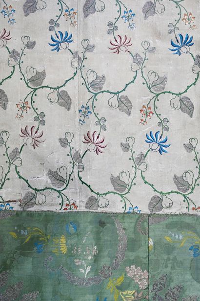 Carpet of table made up of the silk fabrics...