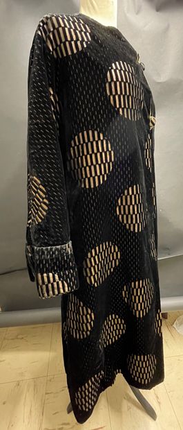 Evening coat, circa 1930, Japanese cut coat...