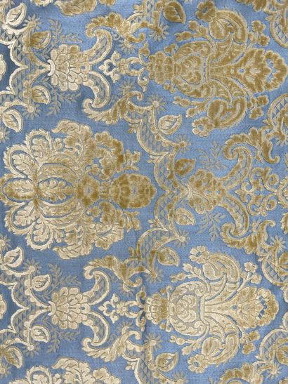 Home furnishings including curtains and hangings,...