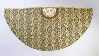 Chape in two remarkable silks, XVIIIth century,...