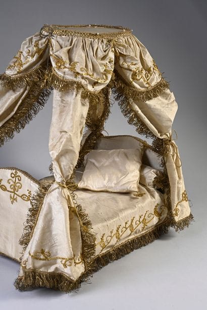 Polish bed in reduction, early nineteenth...