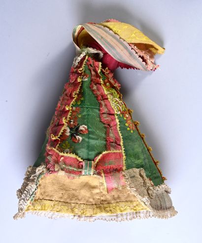 Amazing headdress, early 19th century, deep...