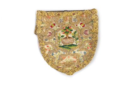Precious embroidered purse, early eighteenth...