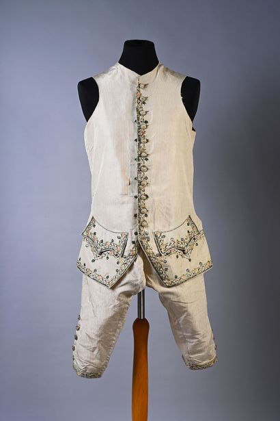 French suit complete, circa 1770, suit, vest...