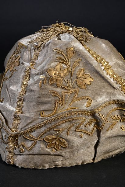 Opulent embroidered cap for men, first half...