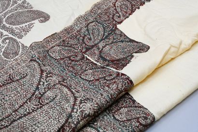 Long cashmere shawl, Restoration period,...