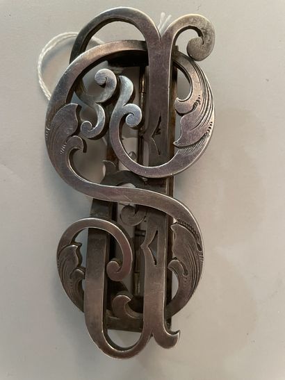 Two important buckles with monogram
PS, second...