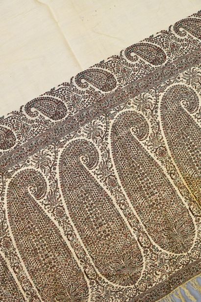 Long cashmere shawl, Restoration period,...