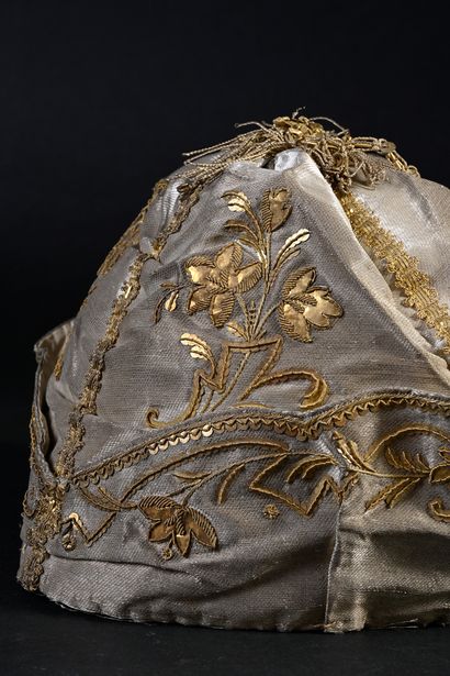 Opulent embroidered cap for men, first half...