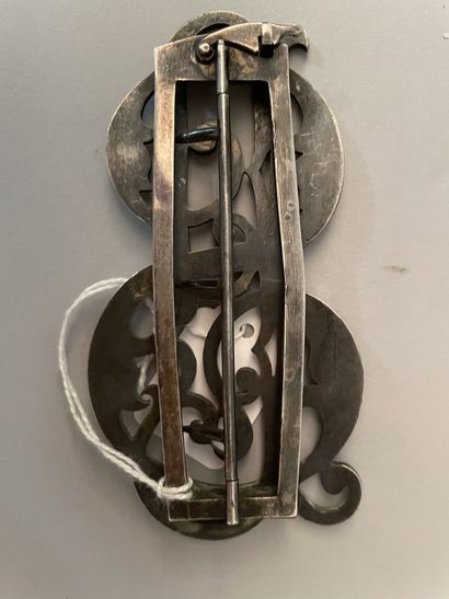 Two important buckles with monogram
PS, second...