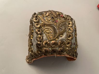 Meeting of headdresses, France and Europe,...