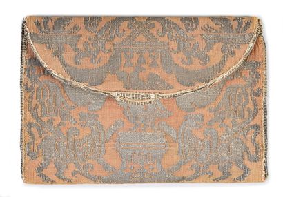 Pouch with bellows, Louis XIV period, coral...
