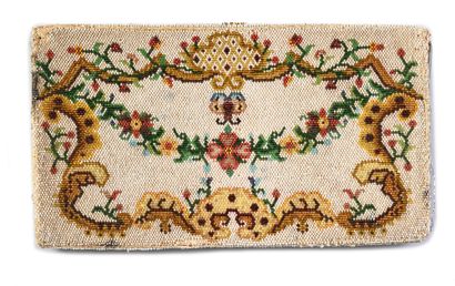 Pouch with bellows in pearl sandstone, Louis
XV...