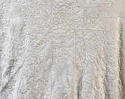 Châle de mariée brodé de fleurs et d'oiseaux,...