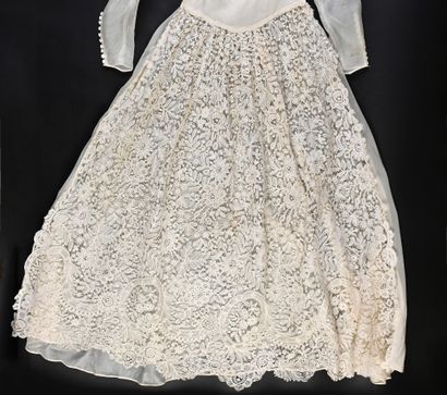 Tablier en duchesse de Bruges, fuseaux, fin...