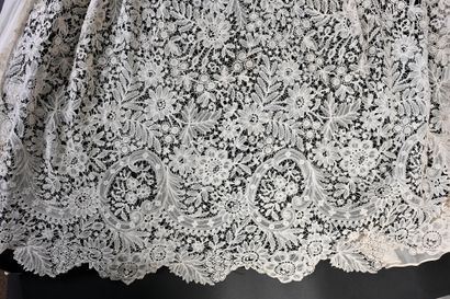 Tablier en duchesse de Bruges, fuseaux, fin...