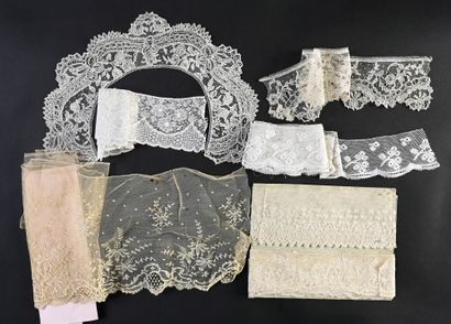 Superbe col-châle en Duchesse de Bruxelles,...