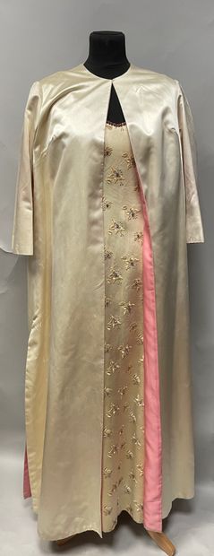 Evening ensemble, dress in ivory satin embroidered...