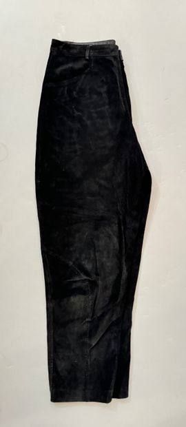 ANONYMOUS, black suede-effect leather pants....