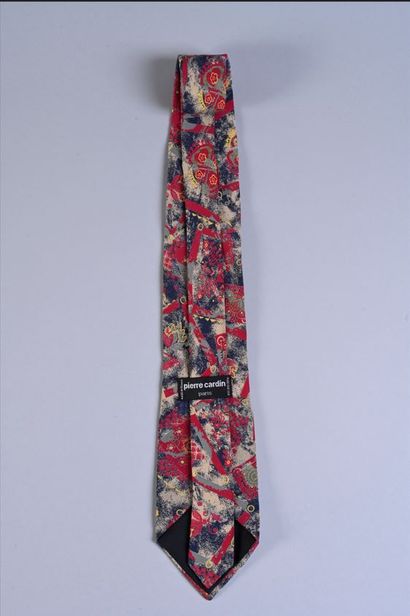 Pierre CARDIN Set comprising a silk tie decorated...