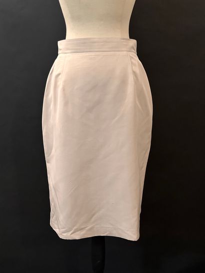 LOUIS FERAUD, Beige cotton skirt suit. Good...