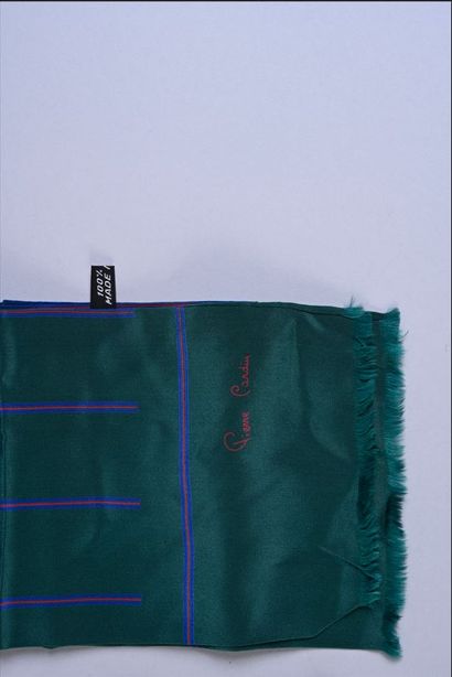 Pierre CARDIN Set comprising a silk tie decorated...