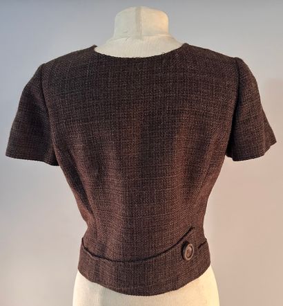 ANONYMOUS, small brown wool top, Estimated...