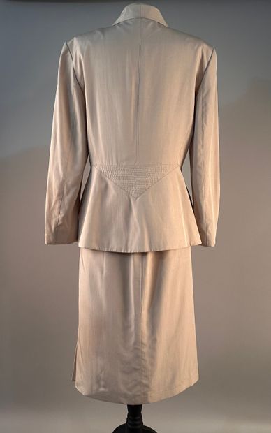 LOUIS FERAUD, Beige cotton skirt suit. Good...