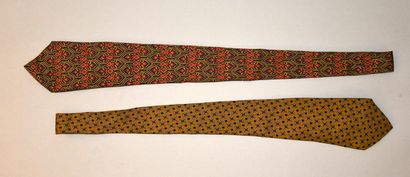 HERMES, set of two silk ties, Good condition...